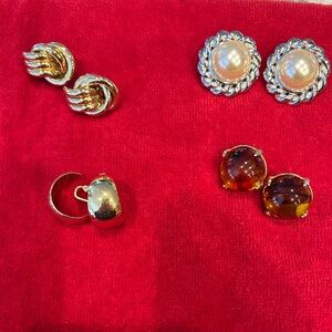 Elegant Goldtone and Silver tone Women's Vintage Clip On Earrings Set